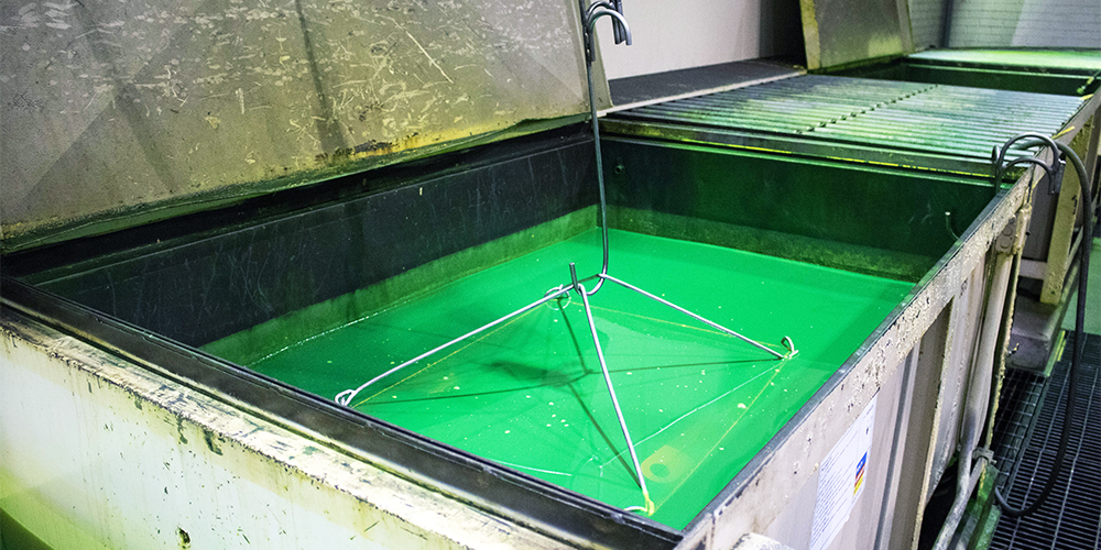 Penetrant In an Dip Tank